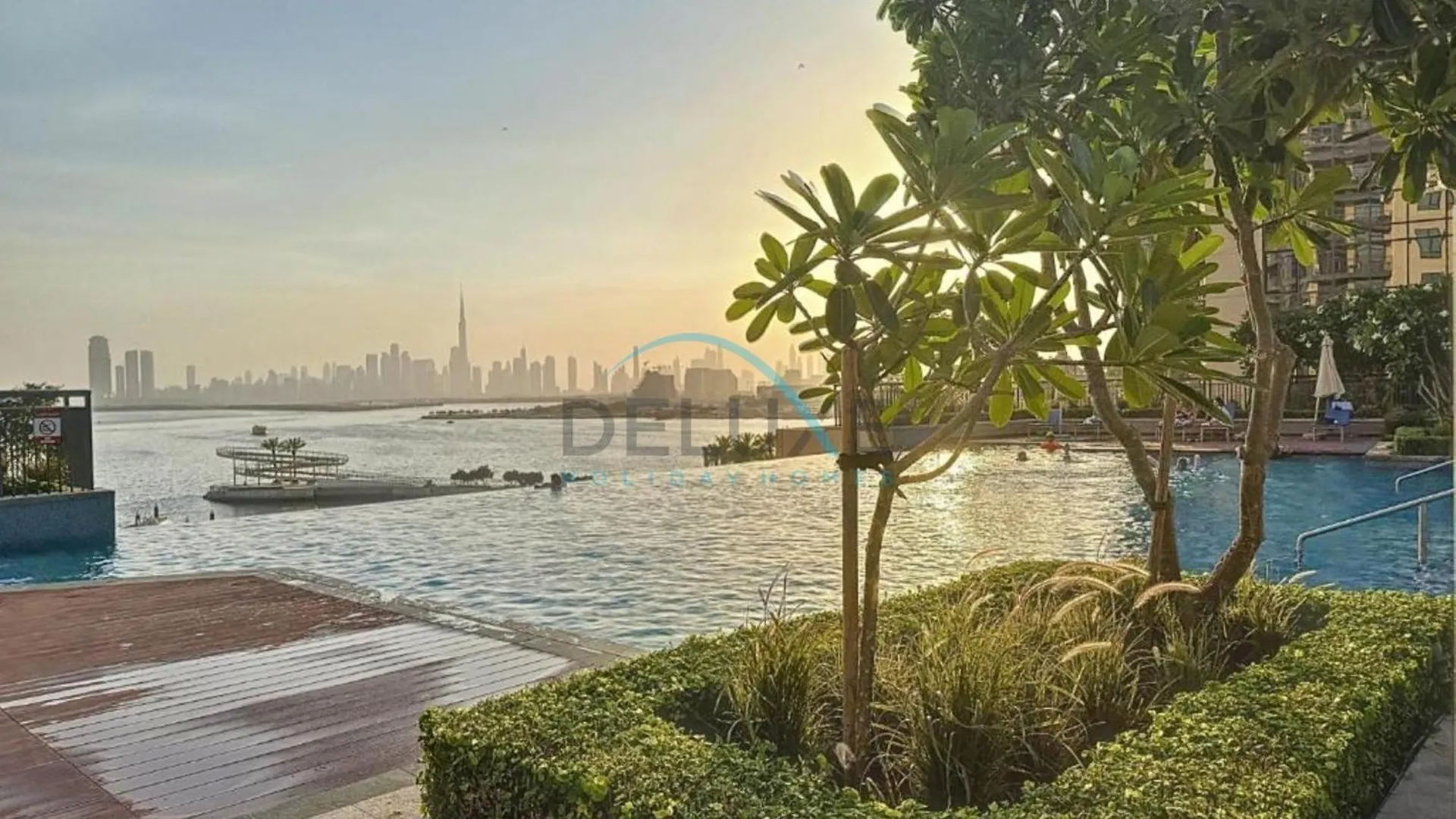Luxurious 1Br Apartment In The Dubai Creek Residences North Tower 1, Creek Harbour By Deluxe Holiday Homes 0*,  United Arab Emirates